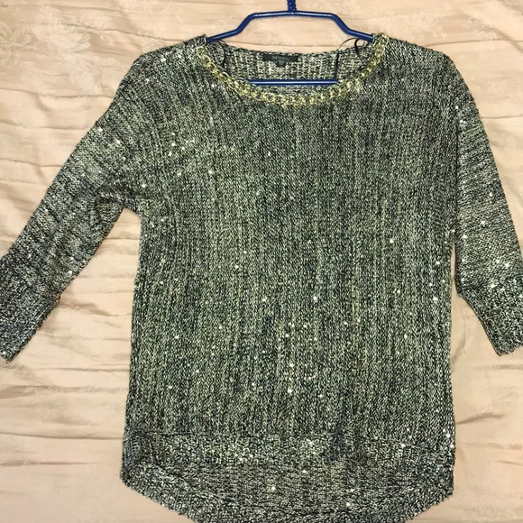 Dressy XOXO sweater - Picture 3 of 3